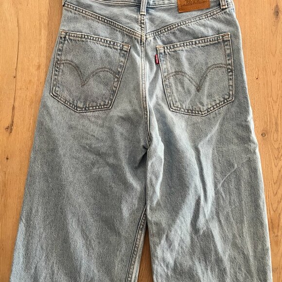 Levi Light Wash Jeans Size 27 High Lose - Picture 5 of 5